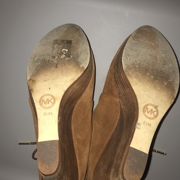 MK Tan Booties/Wedges - Picture 4 of 4